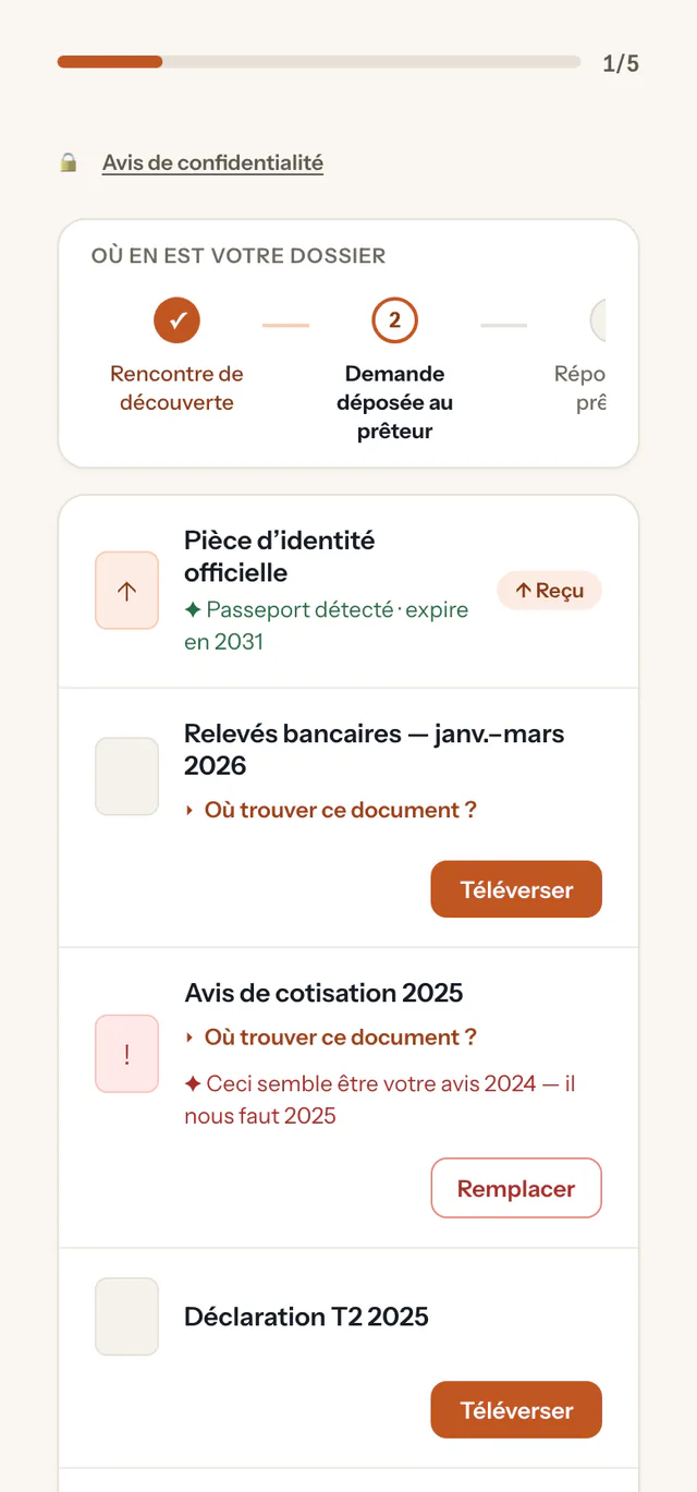 Portail client d’Ekorra : l’avis de cotisation téléversé est signalé « Ceci semble être votre avis 2024 — il nous faut 2025 », avec un bouton Remplacer.